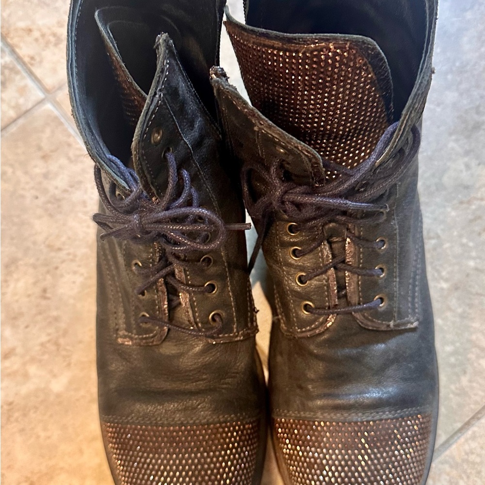Brown Leather Lace-Up Boots